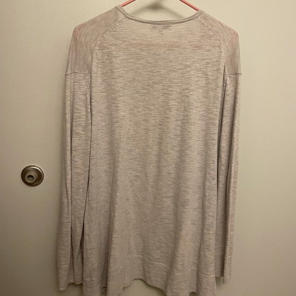 Madewell Woman’s Light Gray Colored Baggy Cardigan - Picture 2 of 3
